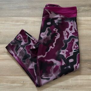 NIKE DRI FIT LEGGINGS